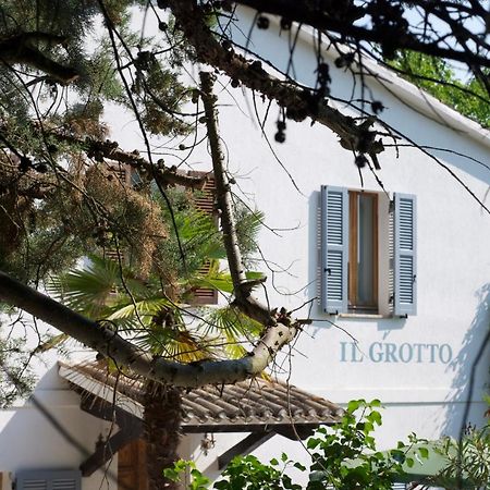 B&B Il Grotto Беваня Екстериор снимка
