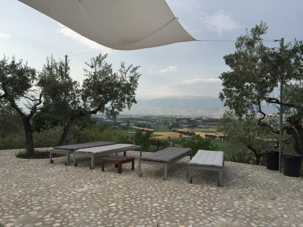 B&B Il Grotto Беваня Екстериор снимка